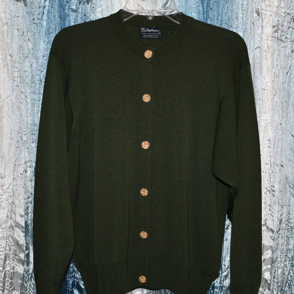 Burberry vintage soft button cardigan Size 44